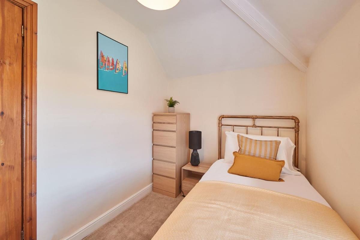 Blue Sky 3 Bedroom Cottage Whitby Buitenkant foto