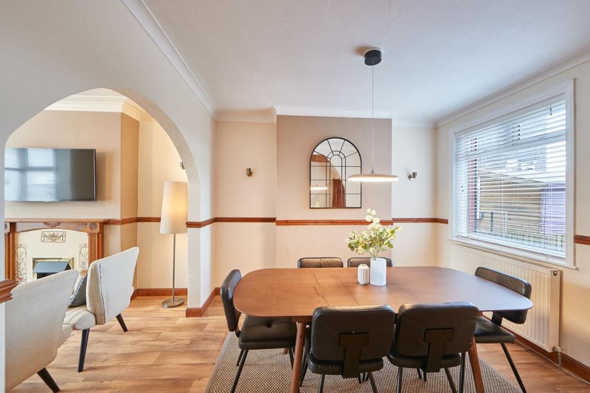 Blue Sky 3 Bedroom Cottage Whitby Buitenkant foto