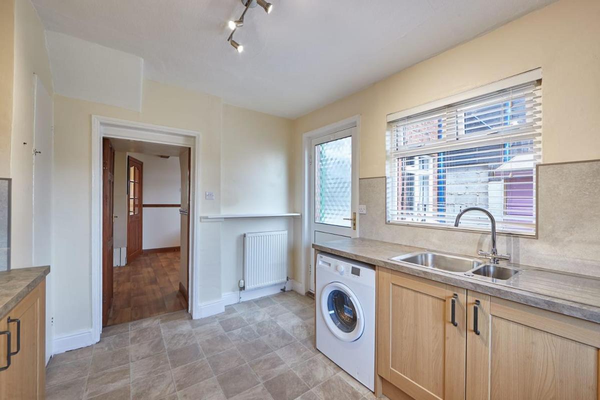 Blue Sky 3 Bedroom Cottage Whitby Buitenkant foto
